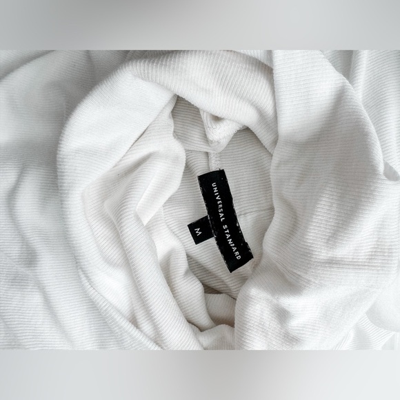 Universal Standard Foundation Turtleneck - Picture 5 of 7